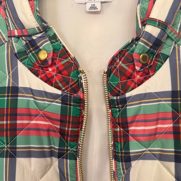 Crown and Ivy quilted vest 2X curvy - Picture 2 of 5